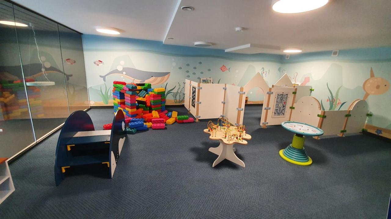 Apartament Baltyk Nadmorskie Tarasy Z Parkingiem Kołobrzeg Eksteriør billede